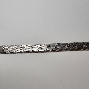 Elegant Sterling Silver Spiga Women's Bracelet 7 1/2, 3mm Weight 6os